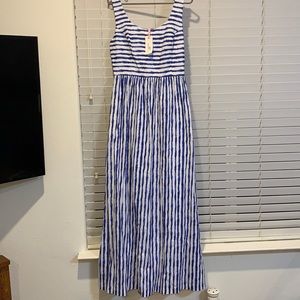Vineyard Vines blue & white striped dress.